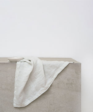 files/27-Napkins-Fern-Stripe_6e5a90fd-e912-4a07-b63f-13a8838cf98f.jpg