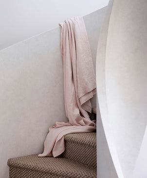 files/Flat-Blush-03.jpg