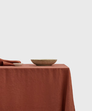 files/Sienna-Tablecloth_c587bc45-4ae1-45e4-ac2a-982971bb9203.jpg