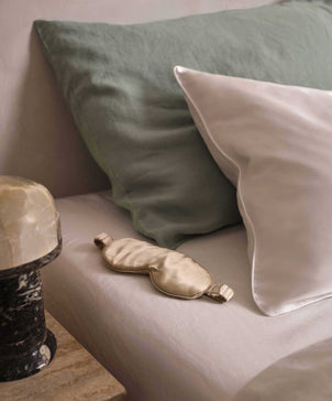 files/Silk-Mask-02.jpg
