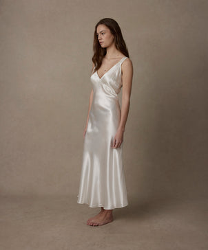 files/Silk-Slip-Ivory-01_2f7e8f2c-daf4-44df-adc0-ba104840f7db.jpg