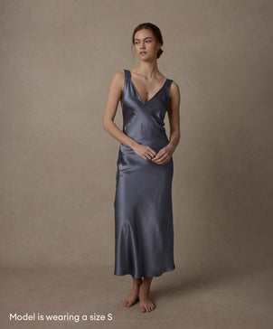 files/Silk-Slip-Steel-Blue-02_6cf9001e-cc30-4223-ad29-e63711e96a98.jpg