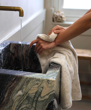 files/Speckle-Towel-05_a7e78292-c532-48d1-8aeb-4628af7a053a.jpg