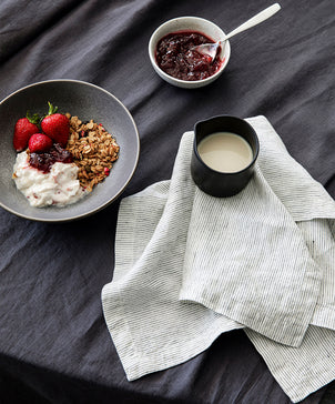 files/Tablecloth-Slate-03.jpg