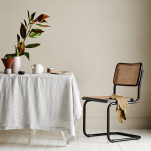 products/TABLEtableclothpinstripe.jpg