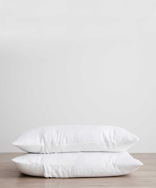 Set of Linen Pillowcases White