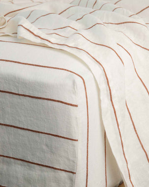 files/11-Fitted-Cedar-Stripe_cbf602e8-0723-4c5b-8177-903008e23495.jpg