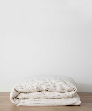 files/13-Duvet-Cover-Pencil-Stripe_a43f07a8-5729-47d5-9767-12c93f9f234f.jpg
