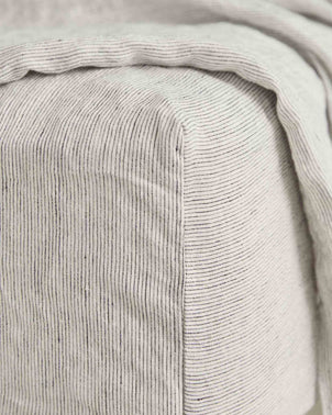 files/13-Fitted-Pinstripe_4ec8fd24-6321-49d3-a1be-26d44d754791.jpg