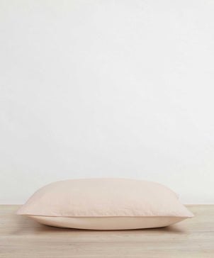 files/2-Silk-Pillowcases-Blush-02.jpg