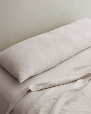 files/Body_Pillowcase_SMOKE_Styled_on_Bed.jpg