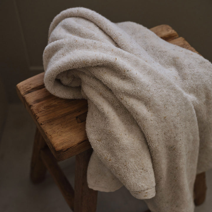 Speckle Towel available as Bath Towel (70cmx140cm) and Bath Sheet (90cmx170cm).