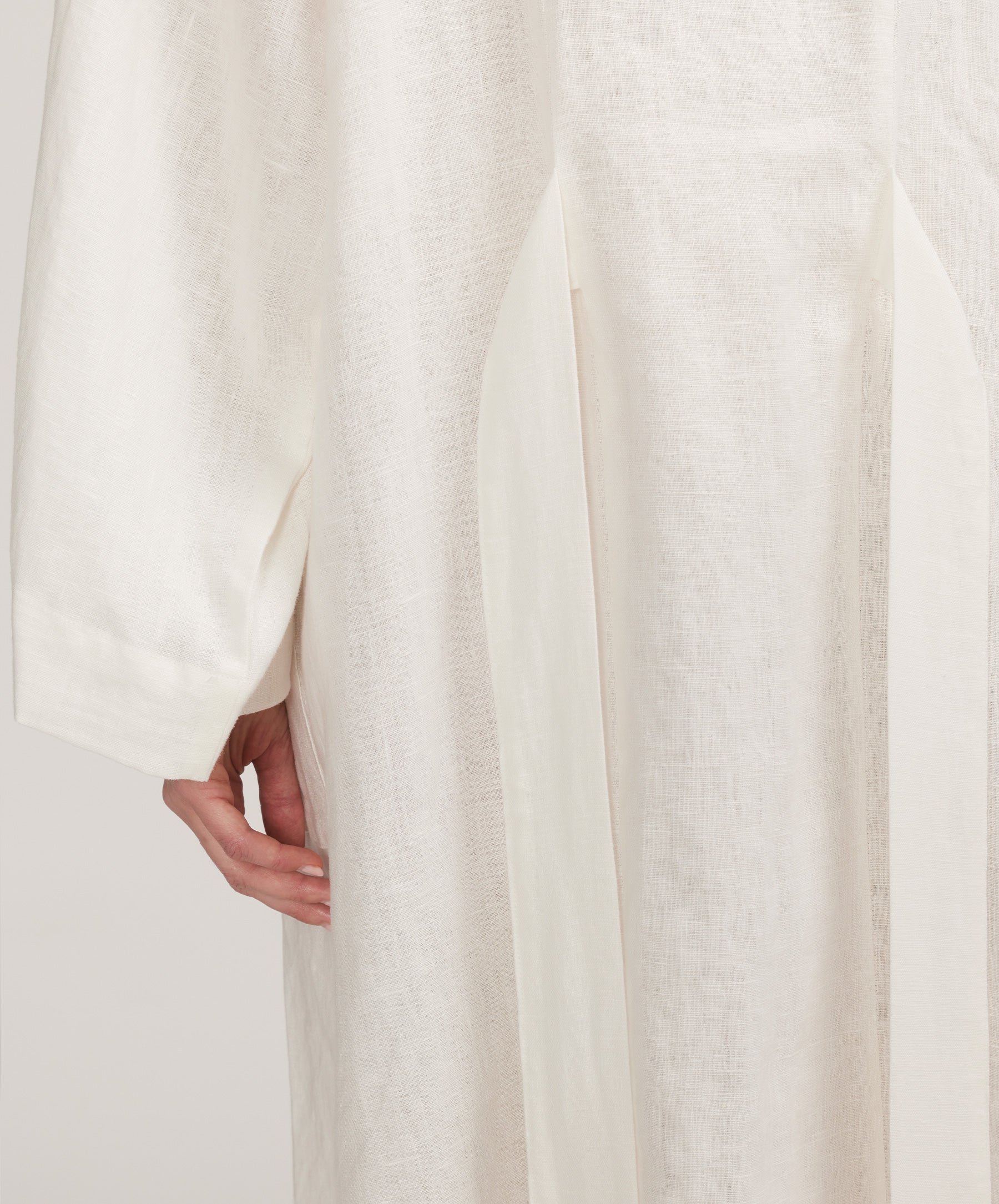 Linen Robe Edition I - Ivory | CULTIVER - Australia