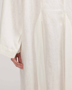 files/CULTIVER-Robe-Ivory-03_7eb08723-106e-4c09-888a-e5de05f04d87.jpg