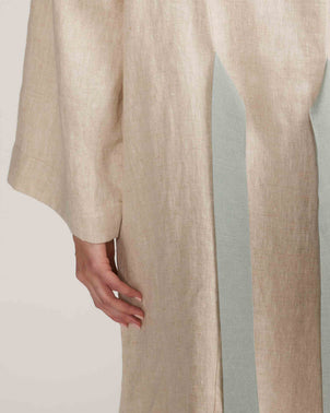 files/CULTIVER-Robe-Natural_Seafoam-08_838ca1ae-af68-4486-a8ac-8afb879708f9.jpg