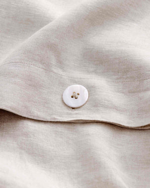 files/Copy_of_Duvet_Cover_SMOKE_Button_Detail_4.jpg