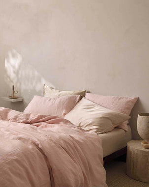 files/Duvet-Blush-03_35d85101-3587-480e-8cf8-5639a03dd77b.jpg