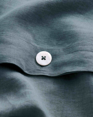 files/Duvet_Cover_BLUESTONE_Button_Detail_2.jpg