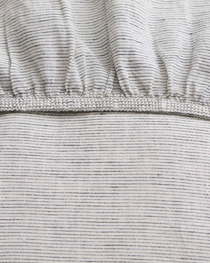 files/Fitted_Sheet_Pinstripe_Detail.jpg