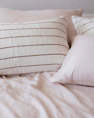 files/Flat-Blush-04_305083a1-dd48-4c9d-b5d7-9b3c52fb9640.jpg