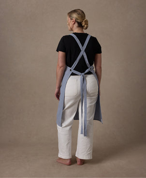 files/Jude-Apron-Steel-Blue-05.jpg