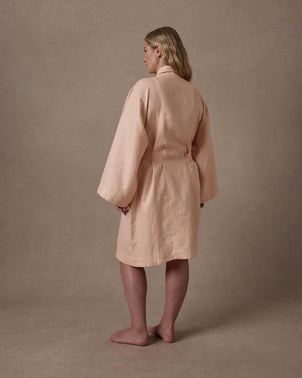 files/Linen-Robe-Apricot-Midi-09_4d57a439-7bca-46fd-b14a-03cec57607aa.jpg
