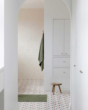 files/Linen-Towel-04_52497b0f-e567-4950-893b-5f0616f2bf2a.jpg