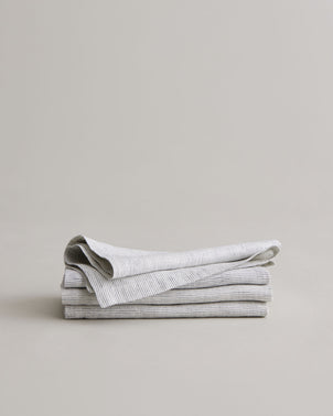 files/Napkins_Pinstripe_Stack.jpg