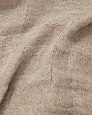 files/Natural_Rolfes_throw_texture_68dc0cda-fe48-484f-8b39-ed9b62cf6ede.jpg