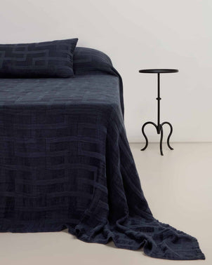 files/Navy_Rolfes_bedcover_lumbar_1.jpg