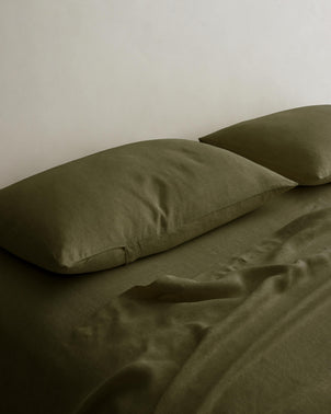 files/PillowcasesFORESTStyledonBed_3.jpg