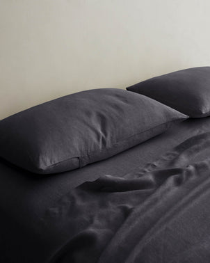 files/Pillowcases_SLATE_Styled_on_Bed.jpg