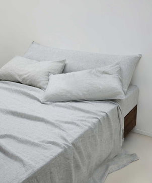 files/Pinstripe_body_pillow_std_web_88d37161-68e9-46af-aca7-1f8caf12d700.jpg