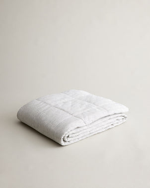 files/QuiltedBedcoverPinstripeFolded.jpg