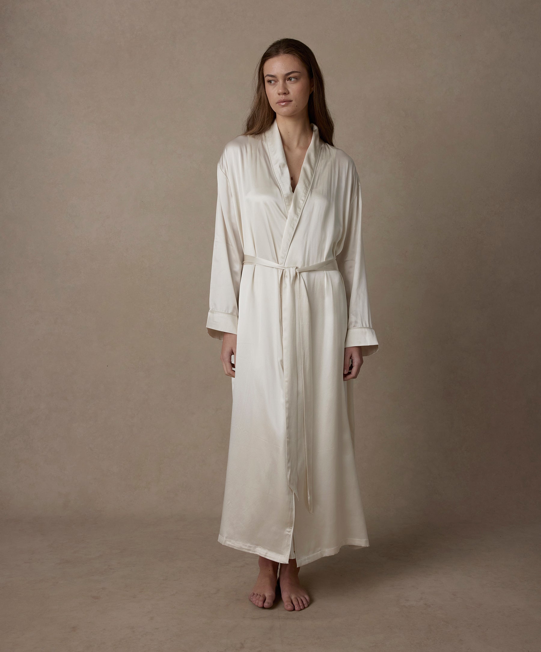 Robe Ivory Silk Nightdress Dressing Gown Vintage Style Nightwear Women's Luxury Ivory Vintage Style Silk  Nightdress Bonsoir Of London