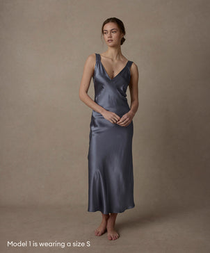 files/Silk-Slip-Steel-Blue-03_98df645d-cf96-4ceb-aa81-7fd7f01b05ae.jpg