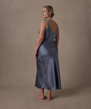 files/Silk-Slip-Steel-Blue-09_c75d2dab-8c09-4593-ab63-e8360def1248.jpg