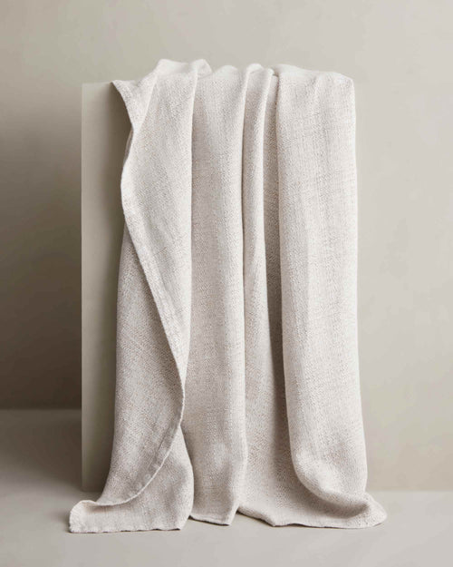 Luna Throw