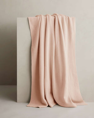 files/ThrowMerinoWoolBLUSHStyled.jpg