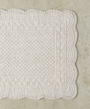 files/scallop_placemat_closeup_natural_web.jpg