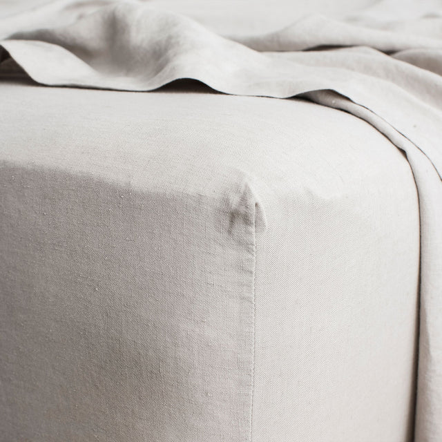 Linen Fitted Sheet - Smoke Grey. Size: Queen, King